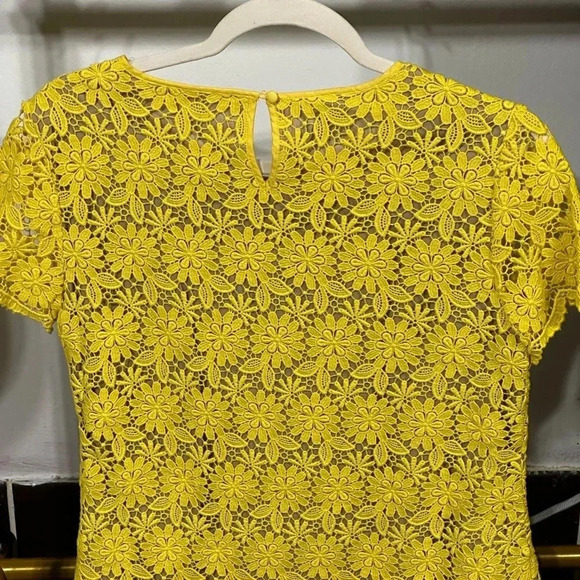 Talbots Top Size 6 - Picture 2 of 5